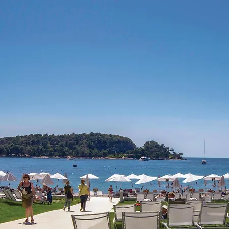Сasa de vacaciones 2 Bedroom Awesome In *